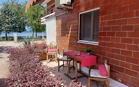 Bnbook Lago Maggiore Studio 2